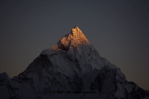 Ama Dablam 2476