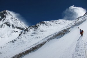 Traversing to the 'Yellow Band' with the 'Geneva Spur' and Everest in the background